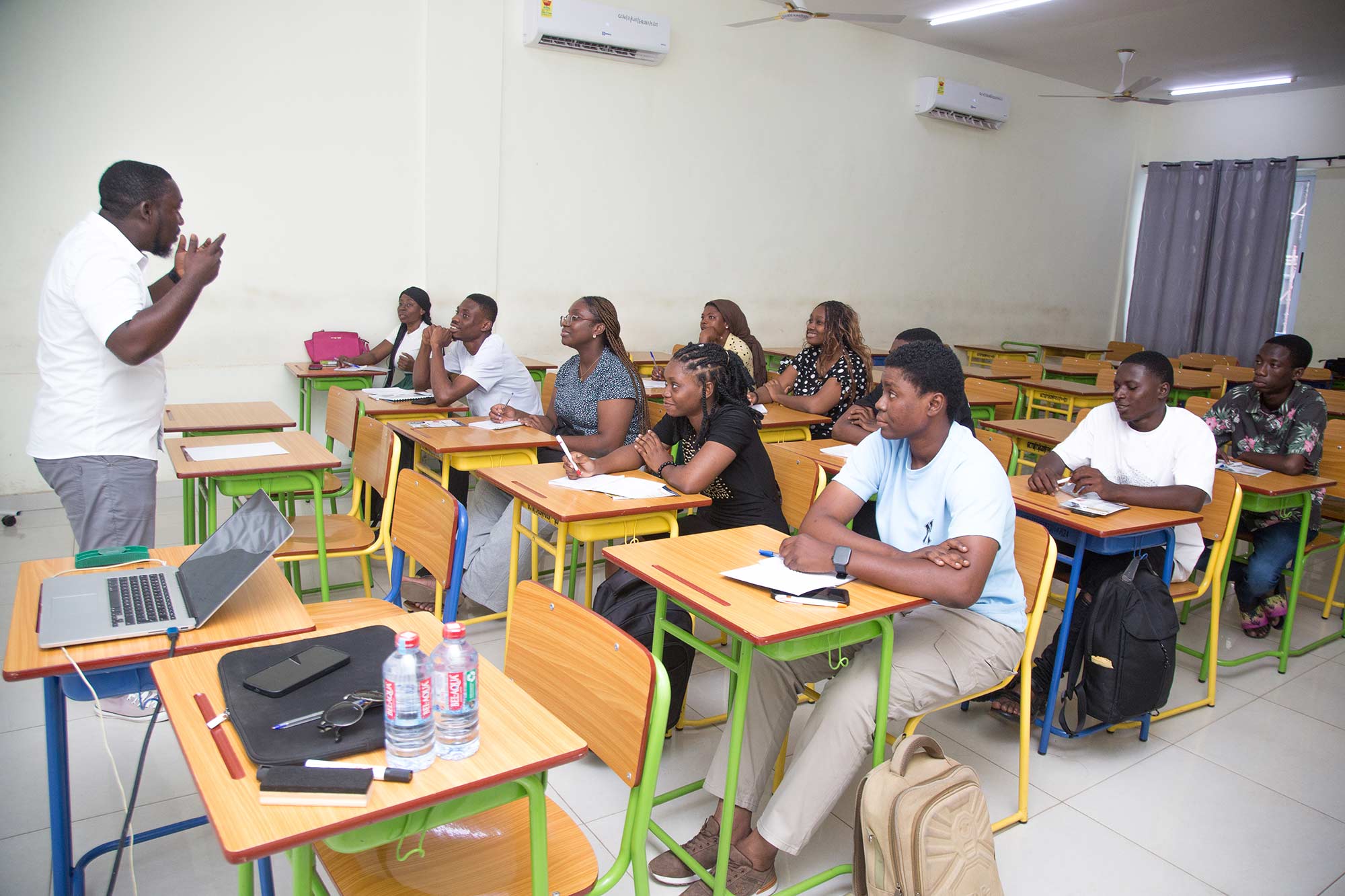 Training_In_Graphic_Design_for_SHS_Graduates